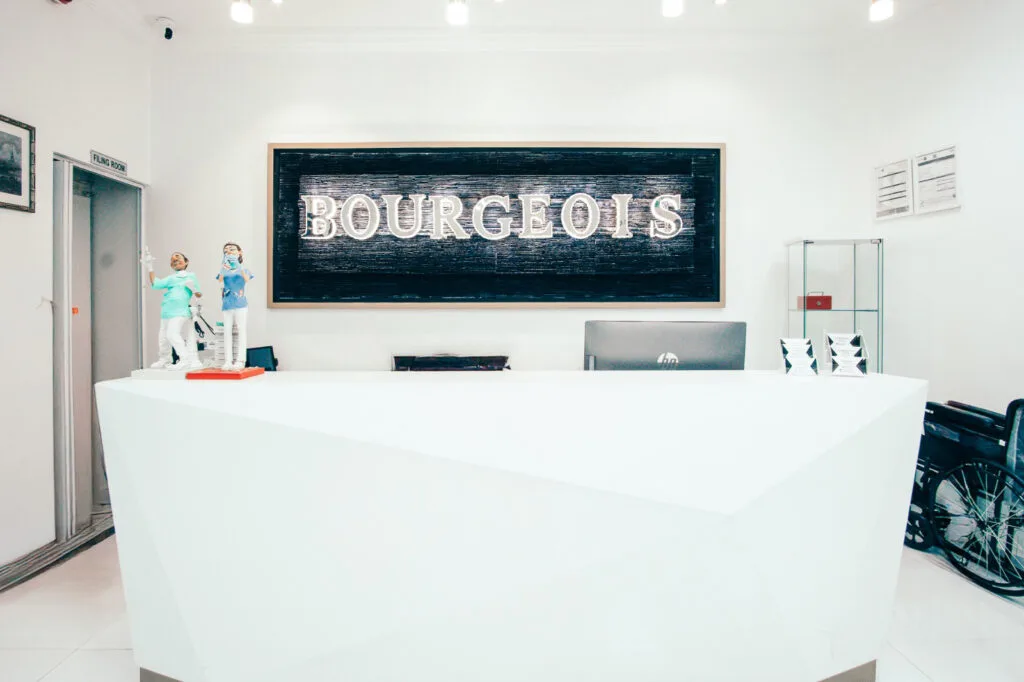 Best Dental Clinic In Dubai (أفضل عيادة أسنان في دبي)– Bourgeois Dental Clinic